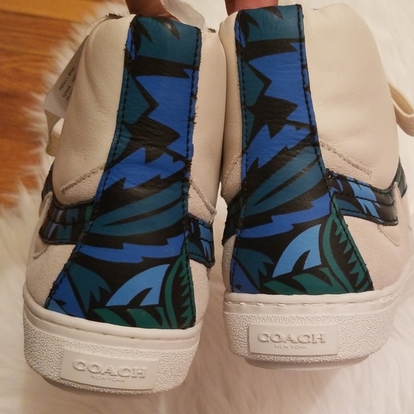 Nwt Coach Shearling Pointed Toe High Top Sneakers - Picture 4 of 8